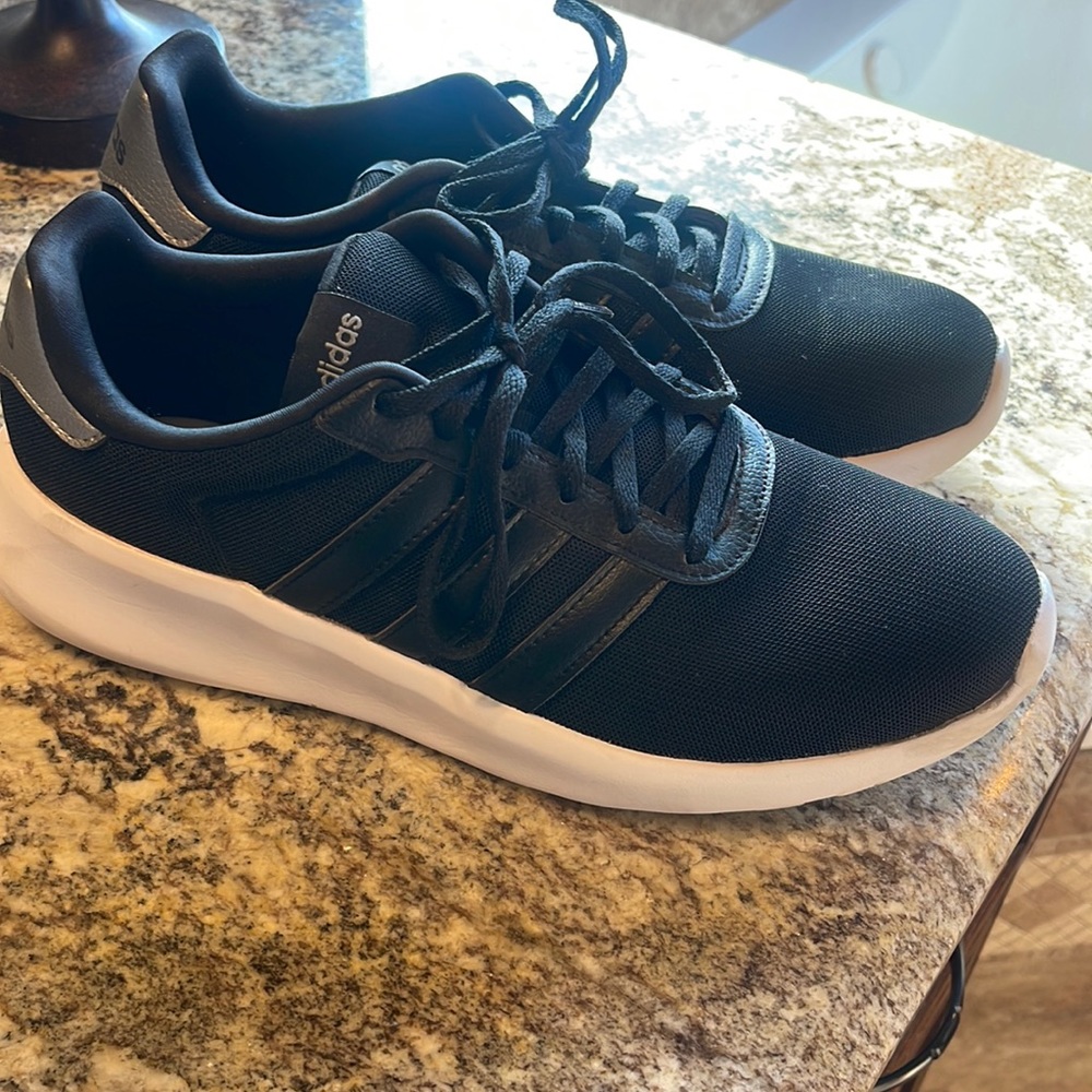 Womens Adidas Tennis Shoes